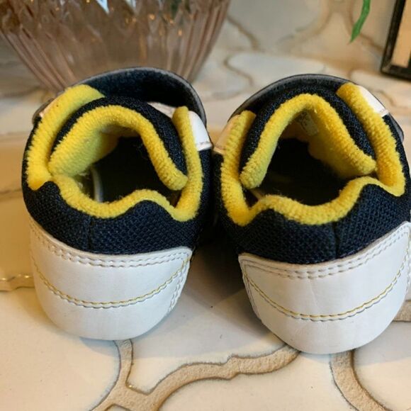 Osh Kosh B'gosh Navy and Yellow Soft Shoe - Picture 3 of 7